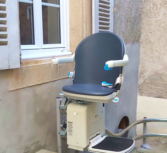 plateforme monte escalier montpellier