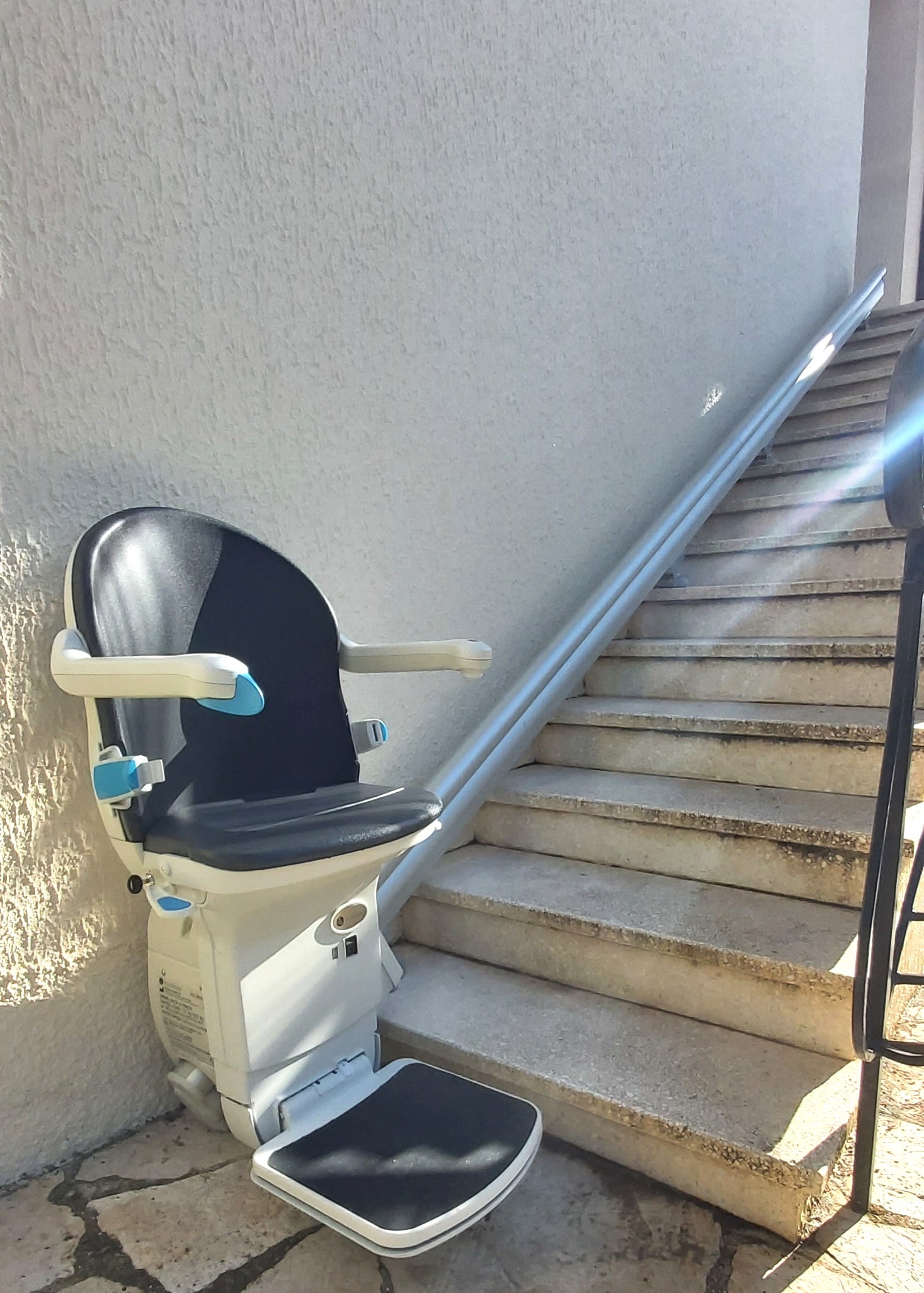 ascenseur pmr maison lattes