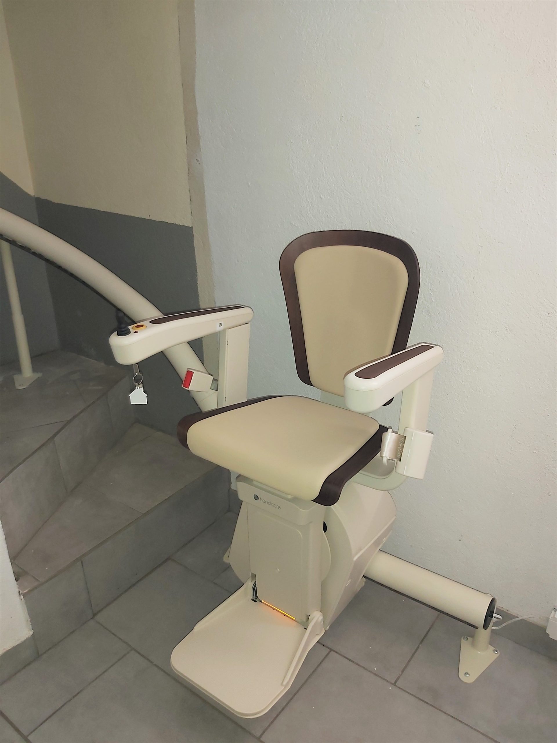 salle de bain senior bagnols sur ceze