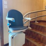 location monte escalier tournant beaucaire